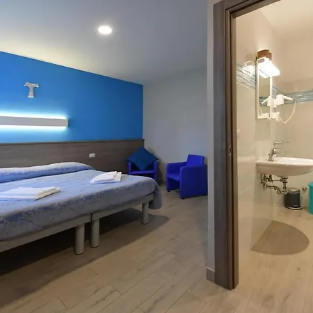 Serafico 3* Рим
