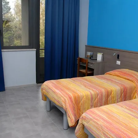 Serafico 3* Рим